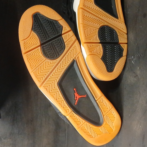 Nike Air Jordan 4 Retro SE "LASER BLK GUM"  Mens Size-11 100% Authentic! - Picture 10 of 12